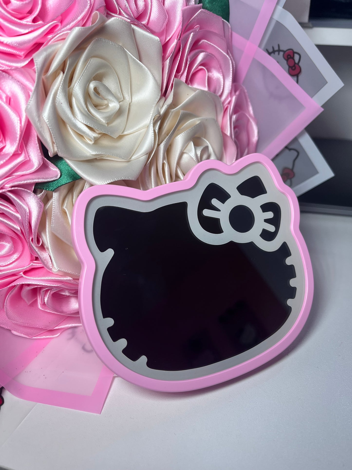 Hello Kitty Light Up Mirror USB